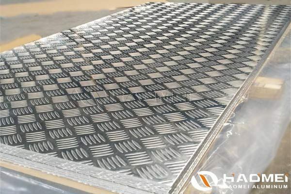 slip resistant metal floor plate